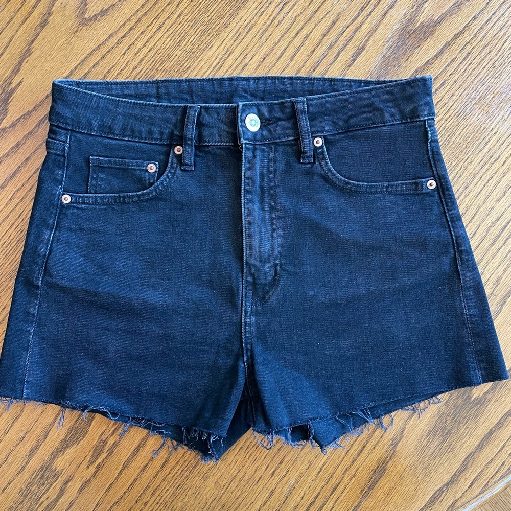 High waisted H&M shorts